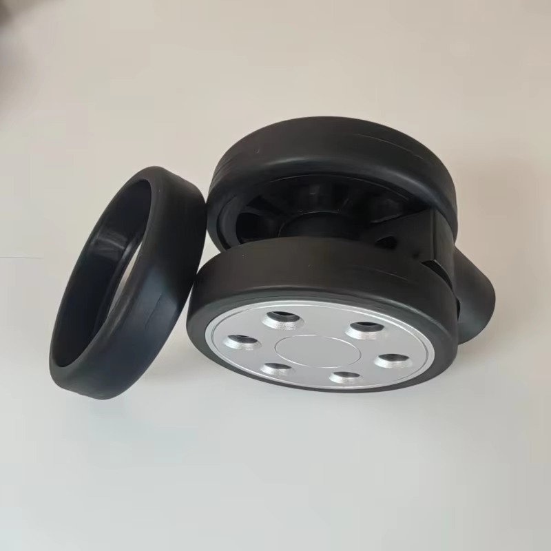 Travel Accessories Rimowa - Защитный чехол для колес чемодана Rimowa,