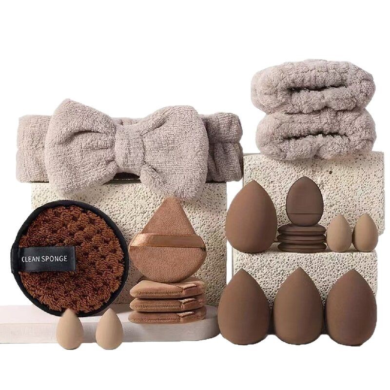 Набор из 33 предметов для маки – обзор и цена Travel Accessories Kit For Women